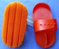 Bild 2 von Plastiknadelstriegel